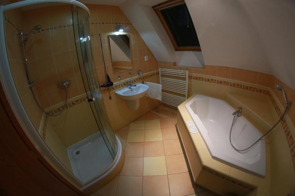 Hotel Penzion Le Monde Bardejów Zewnętrze zdjęcie